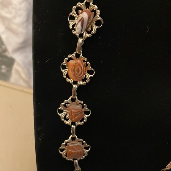 Carnelian Agate Gold Tone Necklace - Picture 2 of 6
